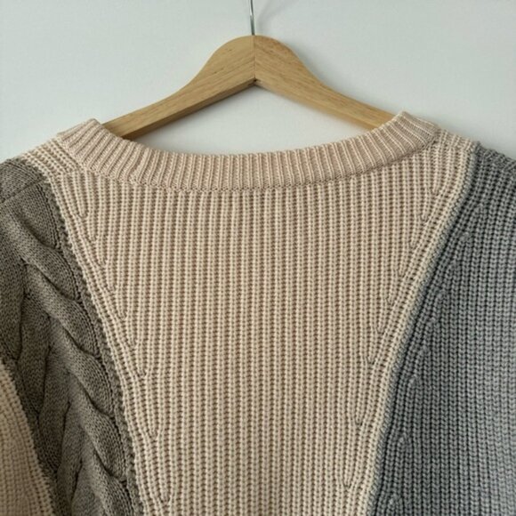 Aritzia oversized crew neck wool sweater (size M) - Picture 7 of 12